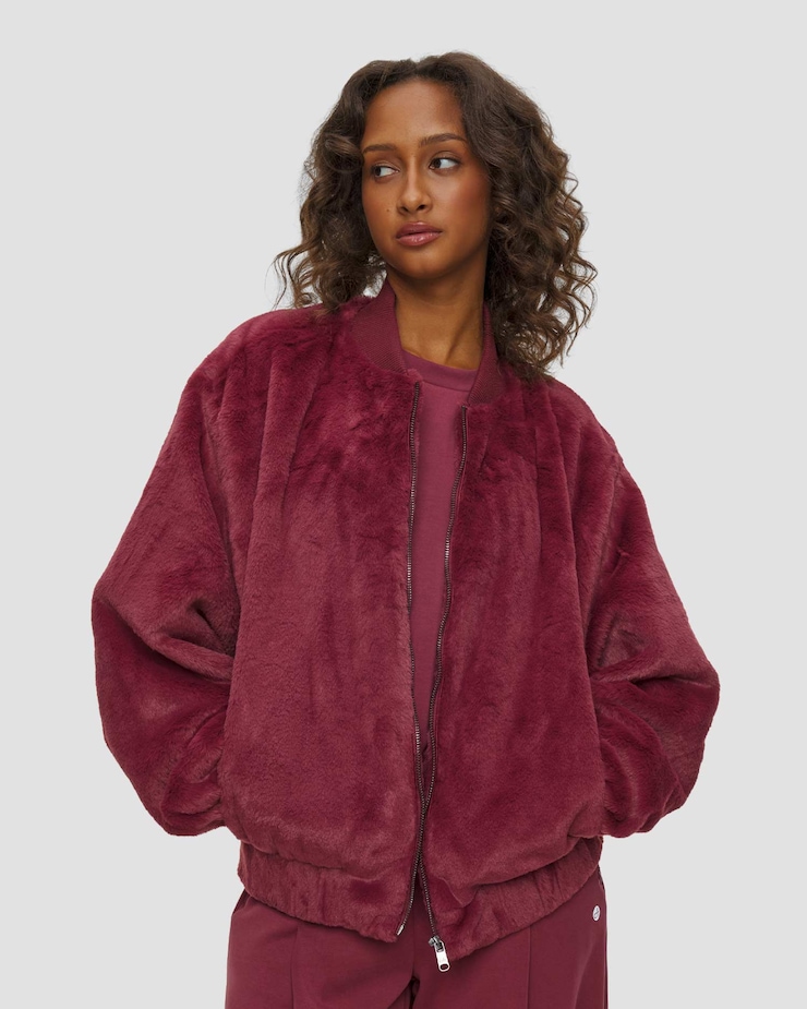 Deha Damenjacke aus Kunstfell in Dunkelrot