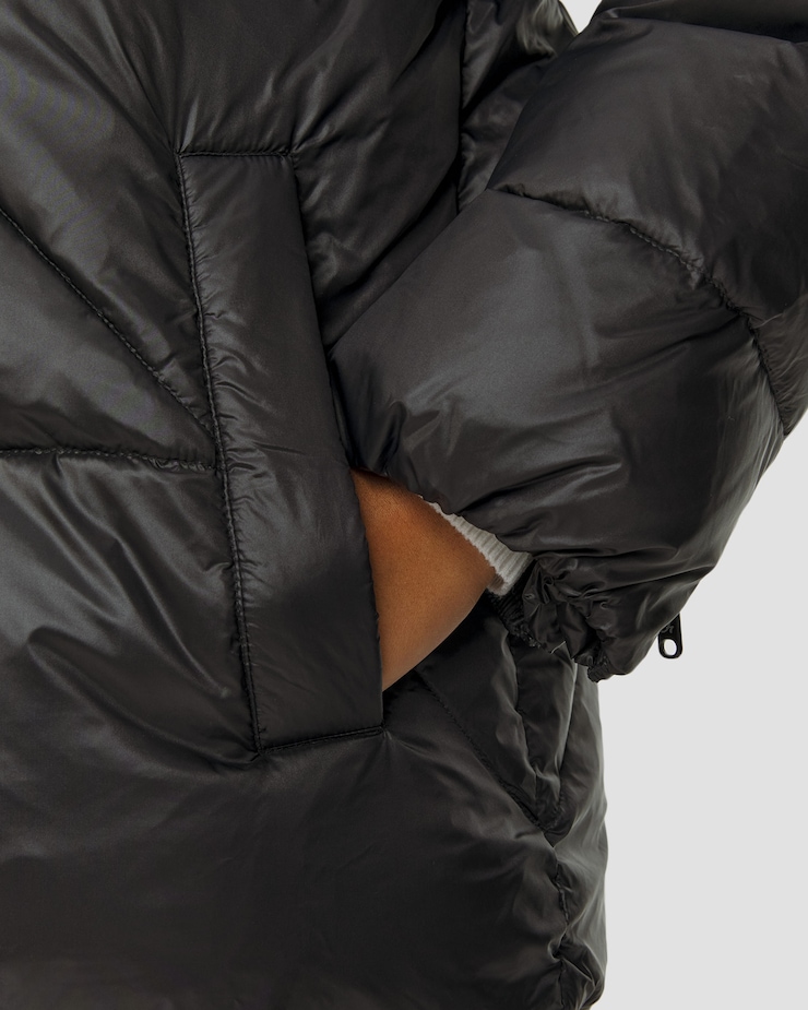 Deha Damen-Daunenjacke in Schwarz