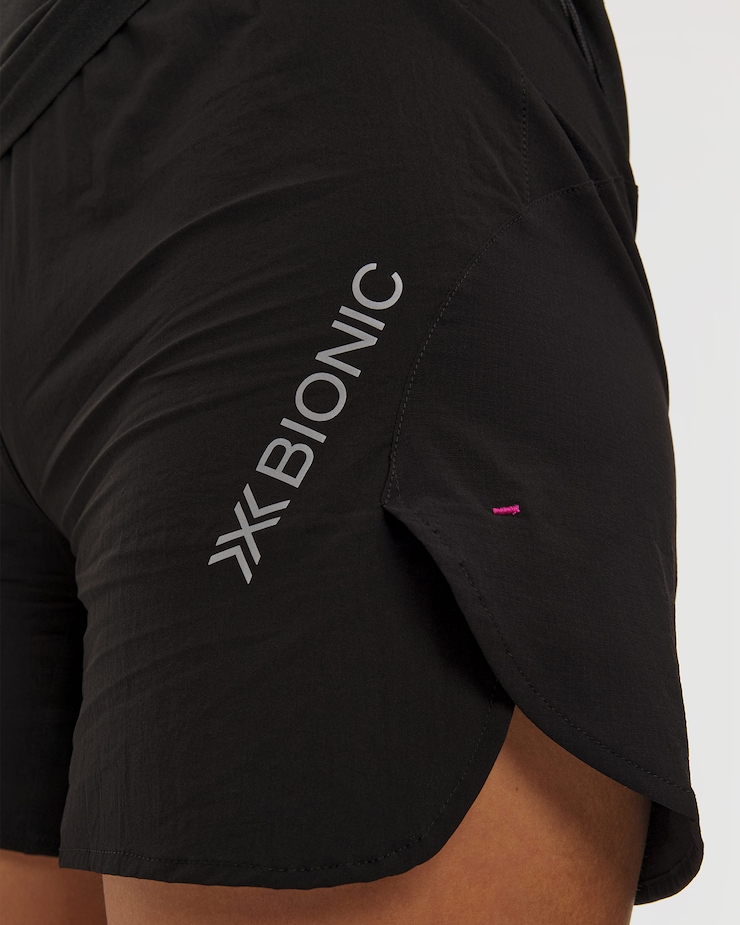 X-Bionic Corefusion Run Perform Shorts Laufshorts für Damen in Schwarz
