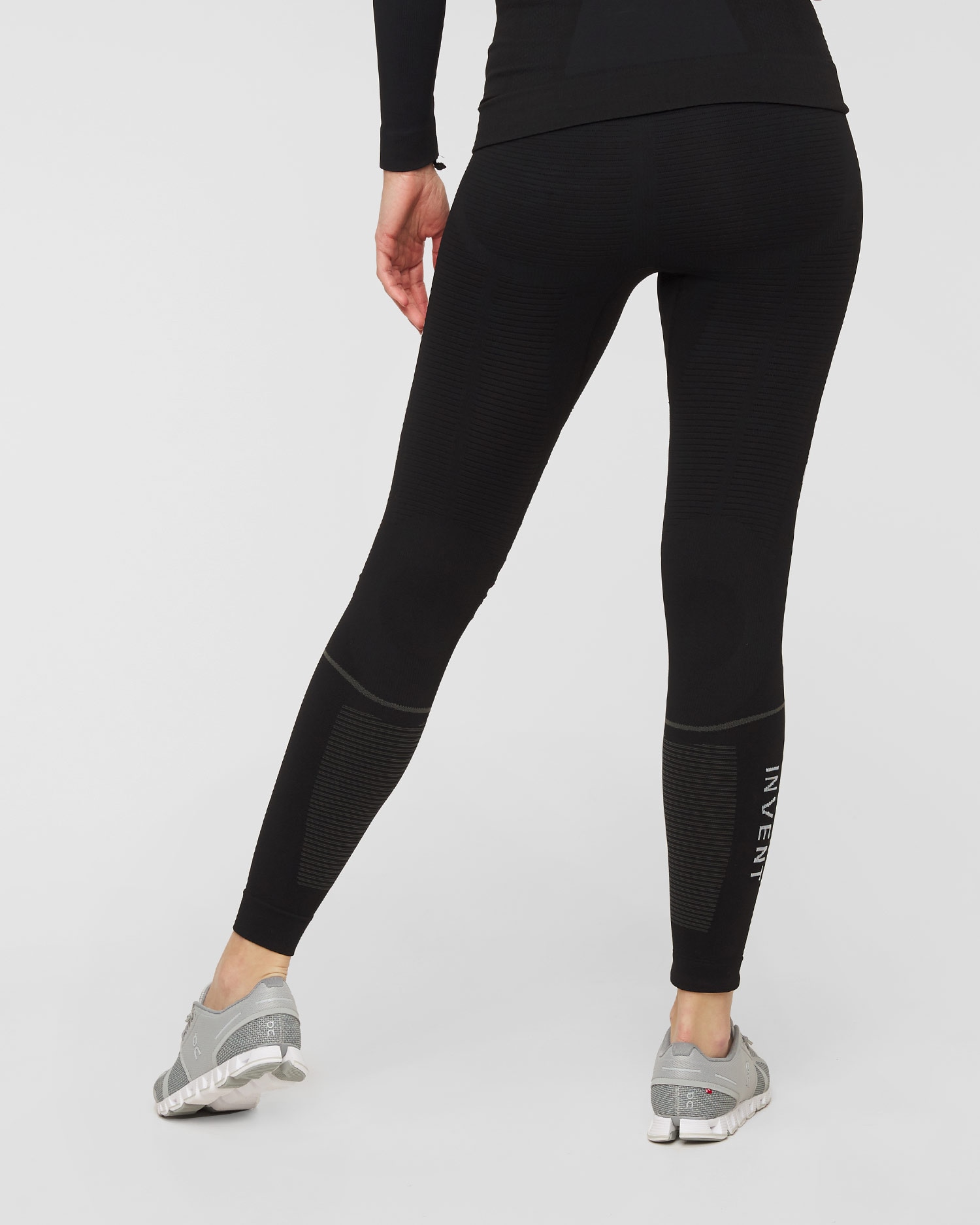 025_inrp05w19w_b036_04_1.jpg