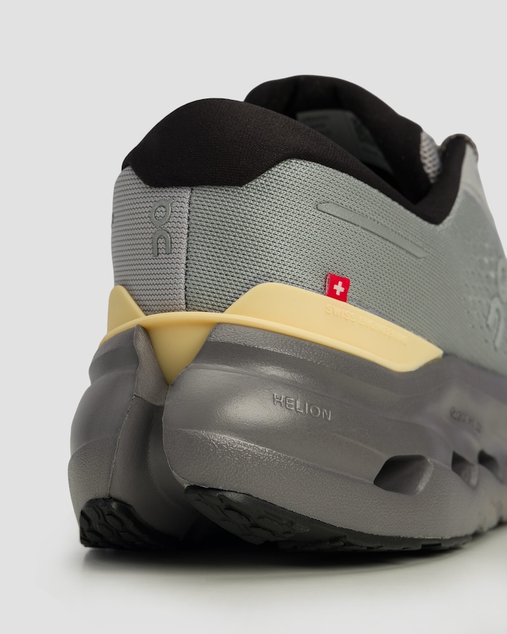 Chaussures de course pour hommes On Cloudrunner 3