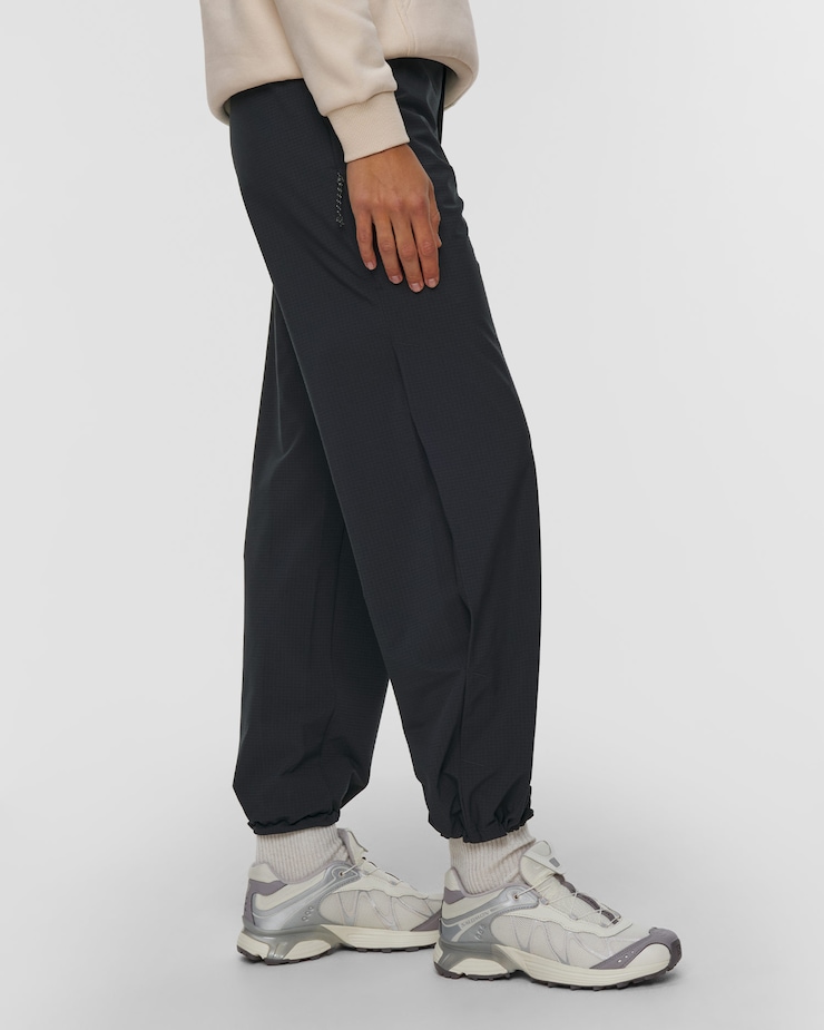 Pantaloni de trekking pentru femei Peak Performance Backer Grid Pants