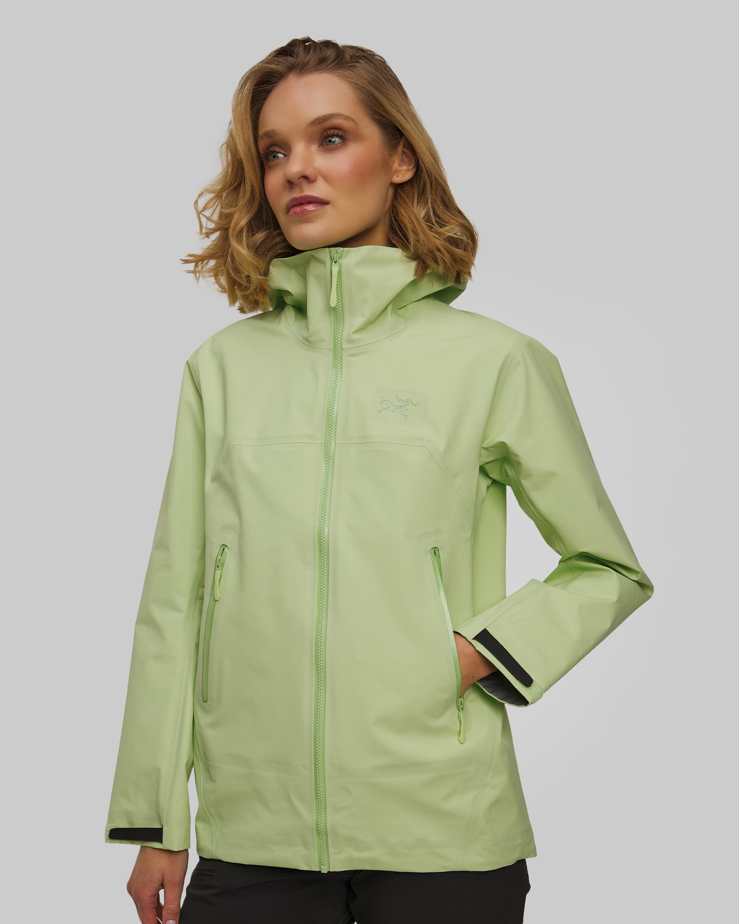 Veste Hardshell Femme Arc'teryx Beta Jacket - Imperméable & Respirante Gore-Tex 80D 3L - Coupe-Vent - Capuche StormHood