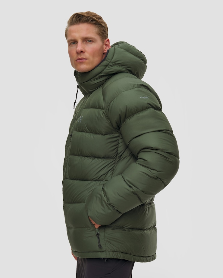 Pánská péřová bunda Haglofs Rosson Down Hood v černé barvě