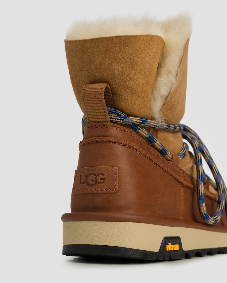 Cizme de iarnă pentru femei UGG Classic Tread Boot