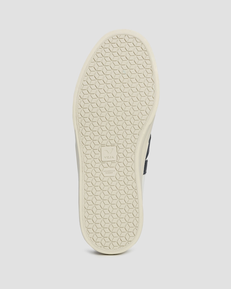 Men's leather shoes Veja Campo white