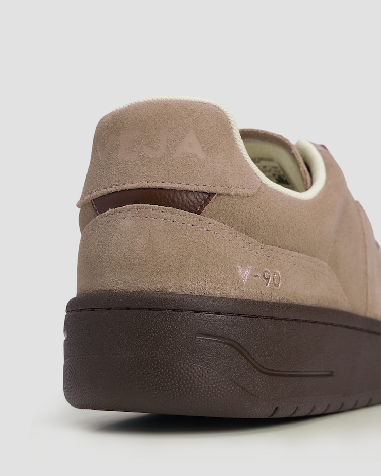 Sneakers en daim pour hommes VEJA V-90