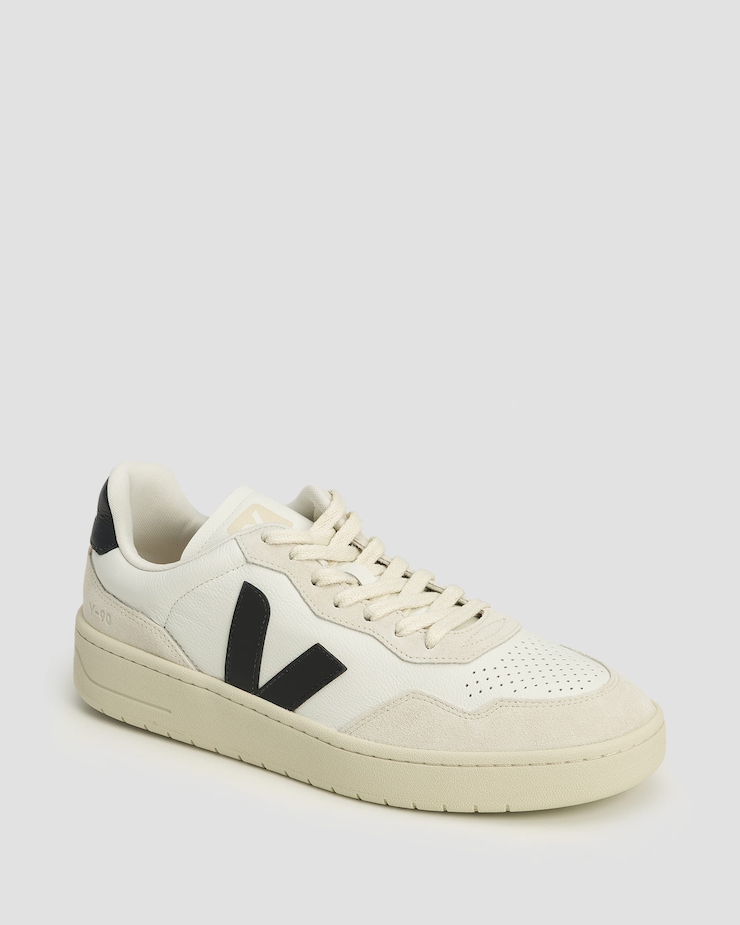 Men's suede sneakers VEJA V-90