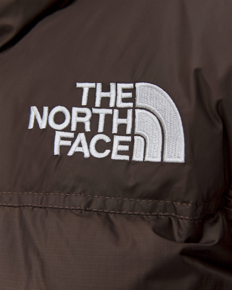 Dámská péřová bunda The North Face 1996 Retro Nuptse Jacket v hnědé barvě